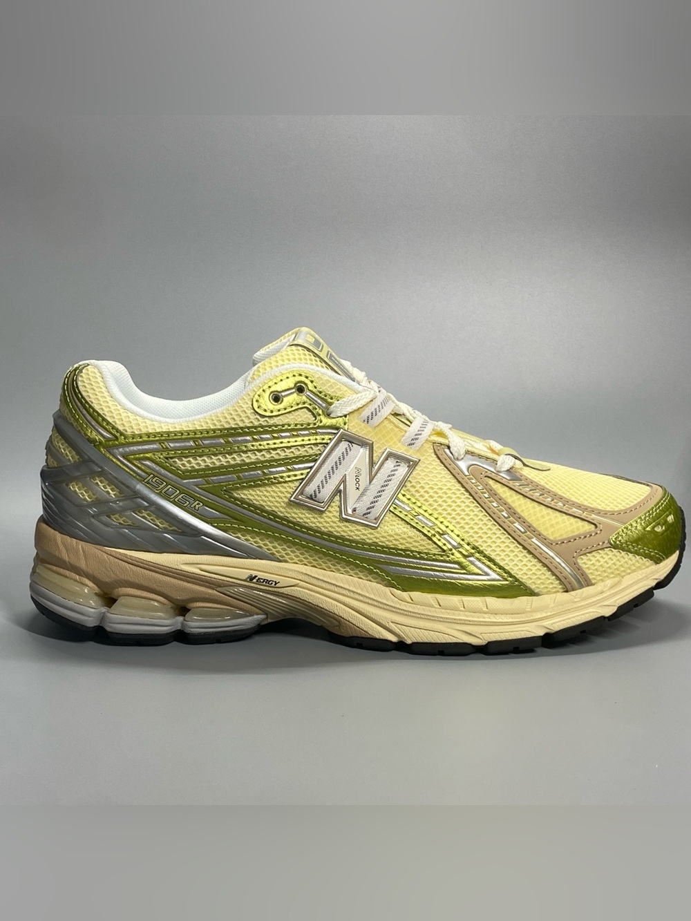 New Balance 1906R U1906RND Yellow Green Silver Beige Sneaker Mens 10.5 Womens 12 - Picture 5 of 10